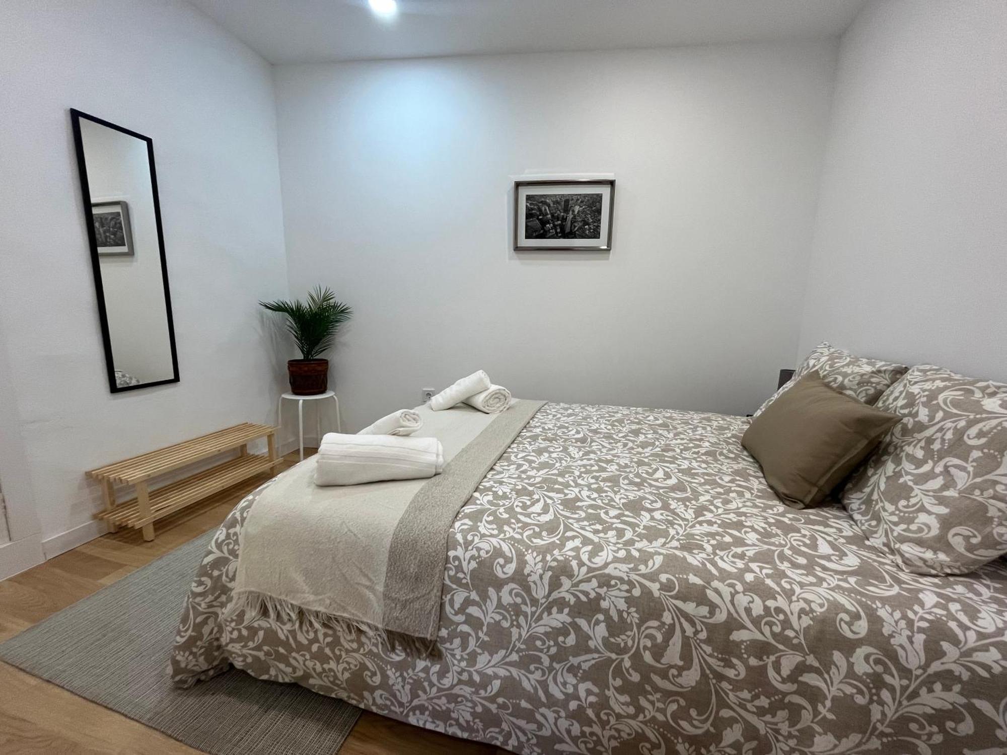 Fogar Maio - Apartamento En Casco Historico Ourense Eksteriør billede